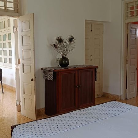 Srinekatan Heritage Villa Homestay Ахмедабад Екстер'єр фото